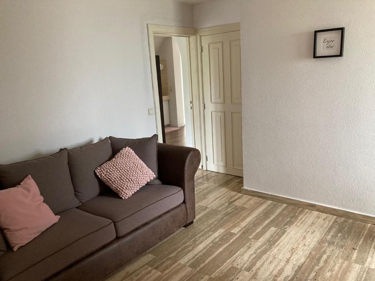 Rustig Appartement In Het Groen Met Terras Kontich Exterior foto